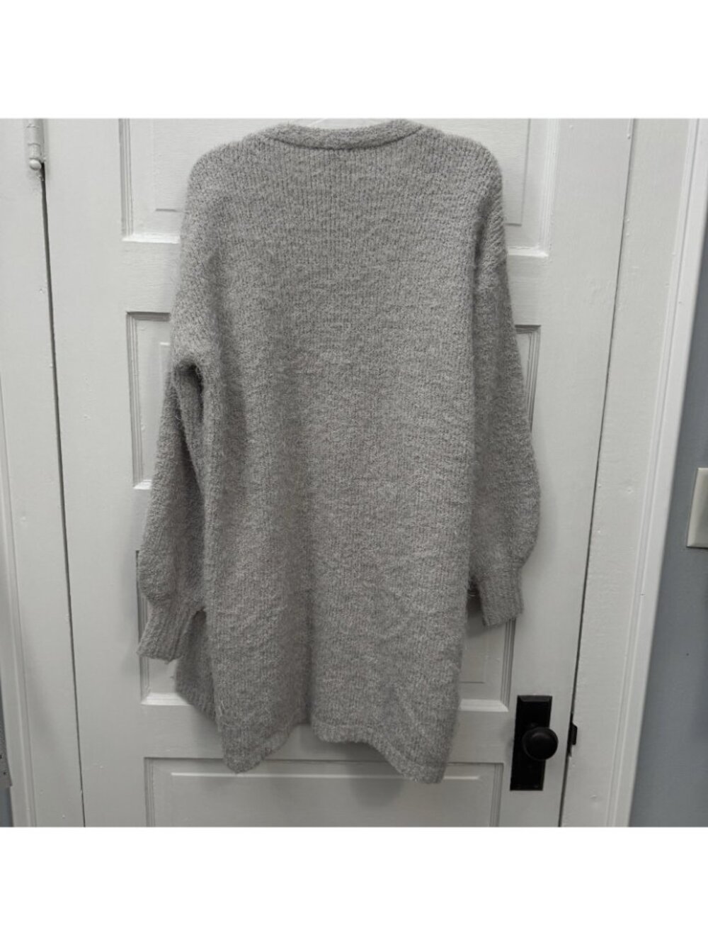 Tart Intimates Womens XL Gray Fuzzy Long Cardigan Balloon Sleeve Pockets - Picture 3 of 7